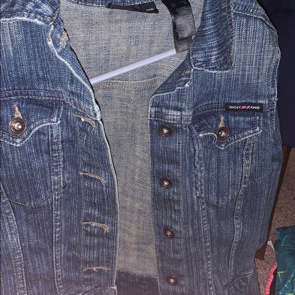 women’s cropped ish jean jacket